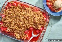 Easy Strawberry Rhubarb Cobbler