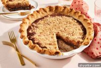 Grandma’s Shoo Fly Pie: Sweet and Crumbly Perfection