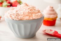Irresistible Strawberry Frosting