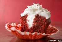 Classic Red Velvet Cupcakes