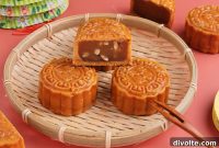 Bake Your Own Mooncakes
