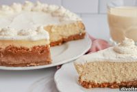 Creamy Christmas Eggnog Cheesecake