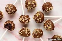 Bake Irresistible Cake Pops