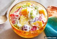 Creamy Cheesecake Fruit Salad