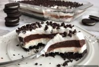 No-Bake Oreo Lasagna