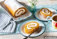 Autumn’s Ultimate Pumpkin Roll