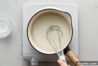 Classic Vanilla Cream Sauce