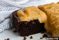 Creamy Peanut Butter Glaze