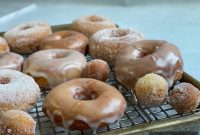 Fluffy Homemade Yeast Doughnuts