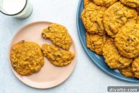 Cozy Pumpkin Oatmeal Cookies