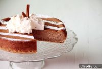 Velvet Pumpkin Spice Latte Cheesecake