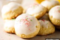 Pillowy Lemon Ricotta Cookies
