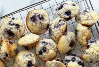 Perfectly Fluffy Blueberry Muffins