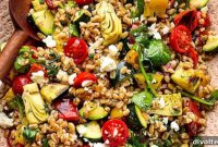 Vibrant Farro Vegetable Salad