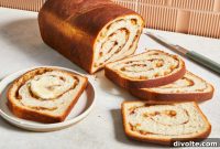 Warm Apple Cinnamon Loaf
