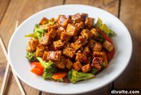 Delicious Tofu and Veggie Stir-Fry