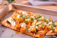Zesty Buffalo Cauliflower Pizza