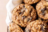 Soft & Chewy Oatmeal Raisin Cookies