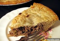 Classic Tourtiere: Authentic French Canadian Meat Pie