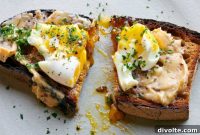 Velvety Eggs on Crispy Toast