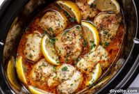 Effortless Lemon Garlic Slow Cooker Chicken