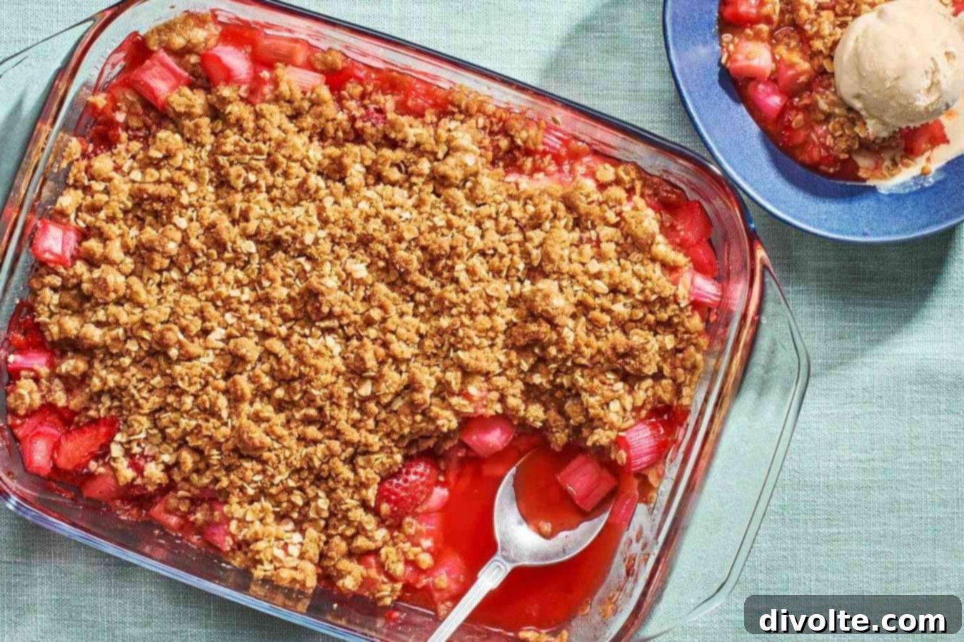 strawberry-rhubarb-cobbler-recipe