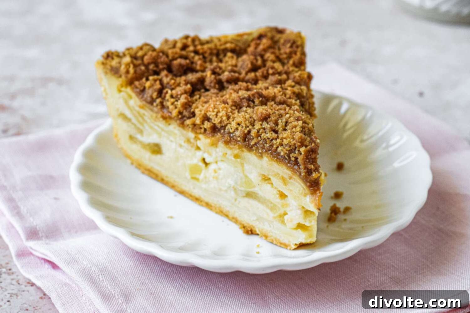 Irresistible Sour Cream Apple Pie 2 sour-cream-apple-pie-recipe