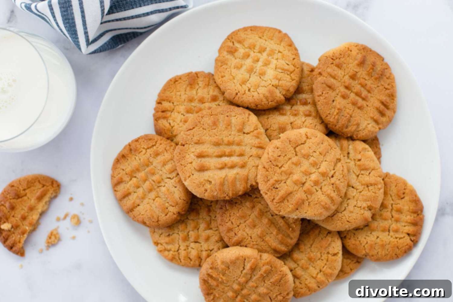 Melt-in-Your-Mouth Peanut Butter Cookies 3 peanut-butter-cookies-recipe