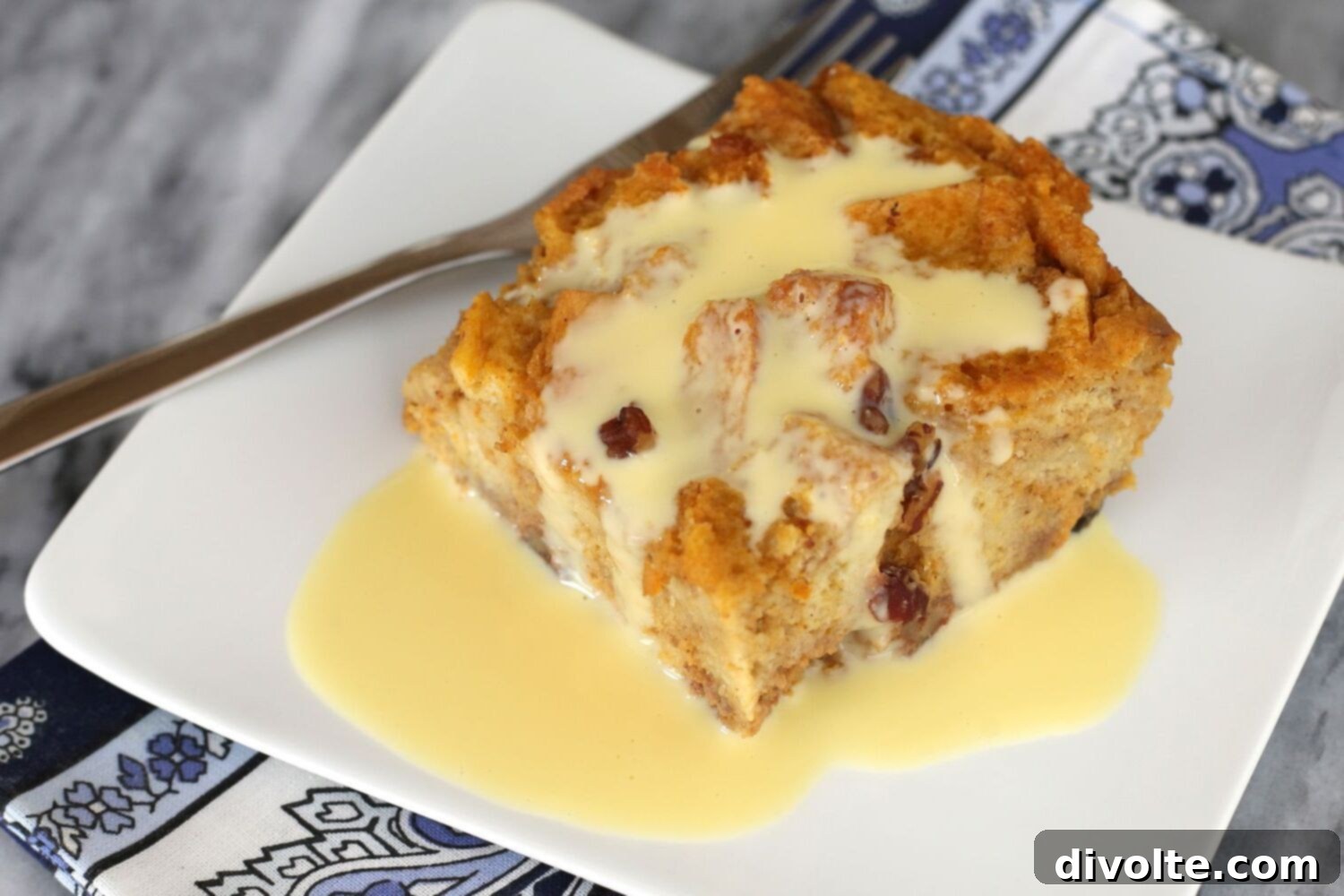 bread-pudding-with-vanilla-sauce-recipe