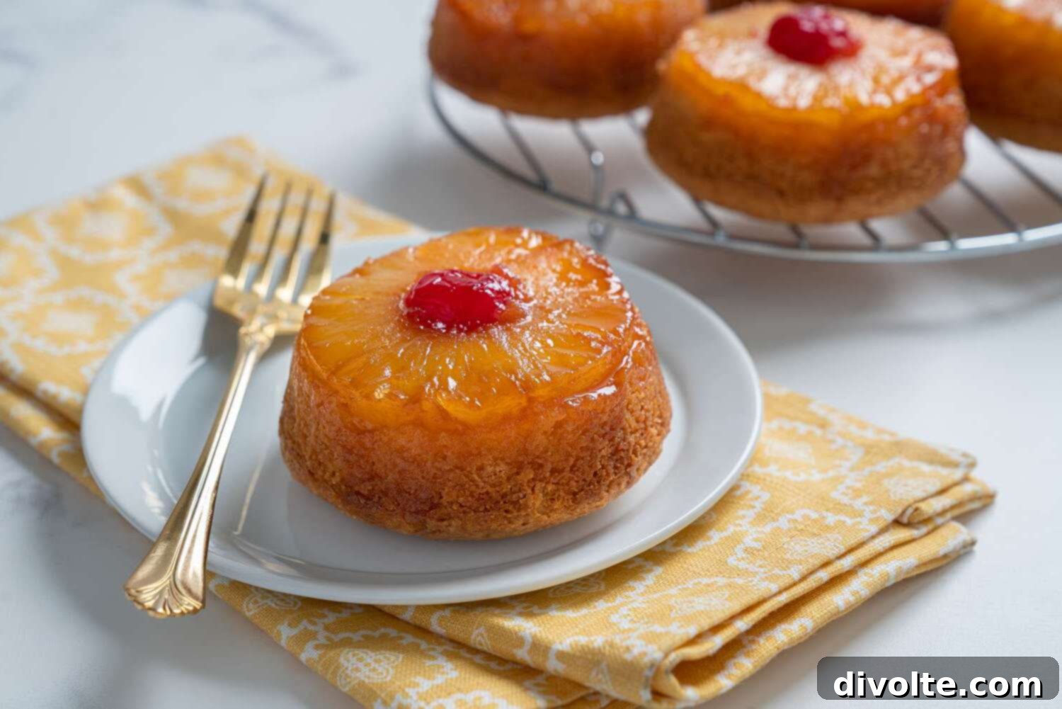 Pineapple Upside Down Mini Cakes 3 pineapple-upside-down-cupcakes-recipe