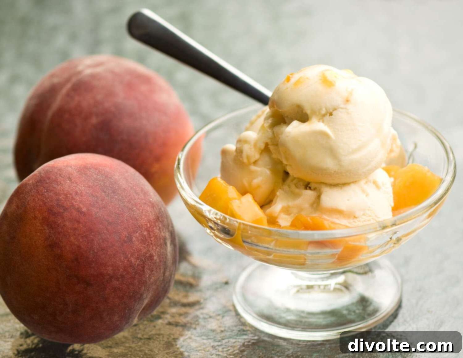 Perfect Peaches and Cream 2 peaches-and-cream-recipe-a-classic-summer-dessert