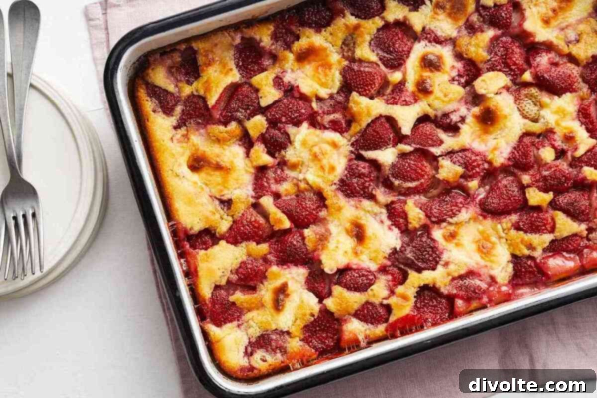 strawberry-cream-cheese-cobbler-recipe