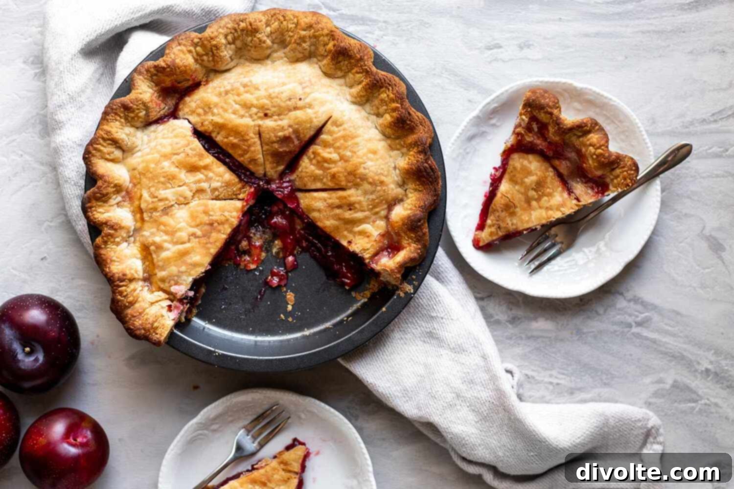 Delicious Plum Pie with Flaky Crust