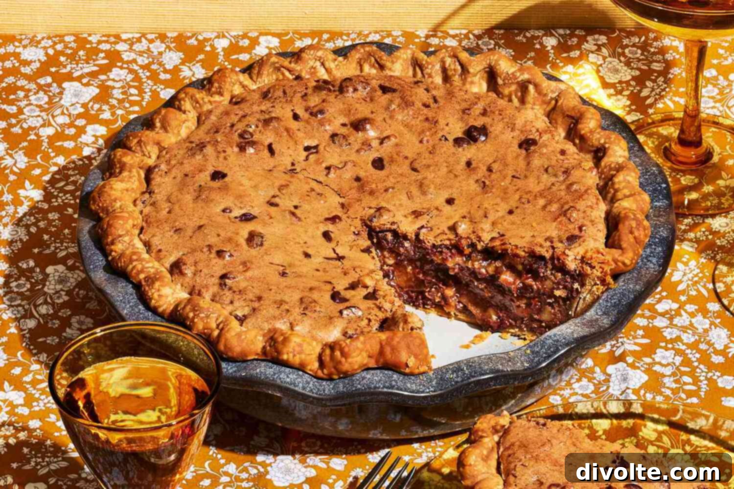 Delicious Homemade Chocolate Chip Pie Recipe