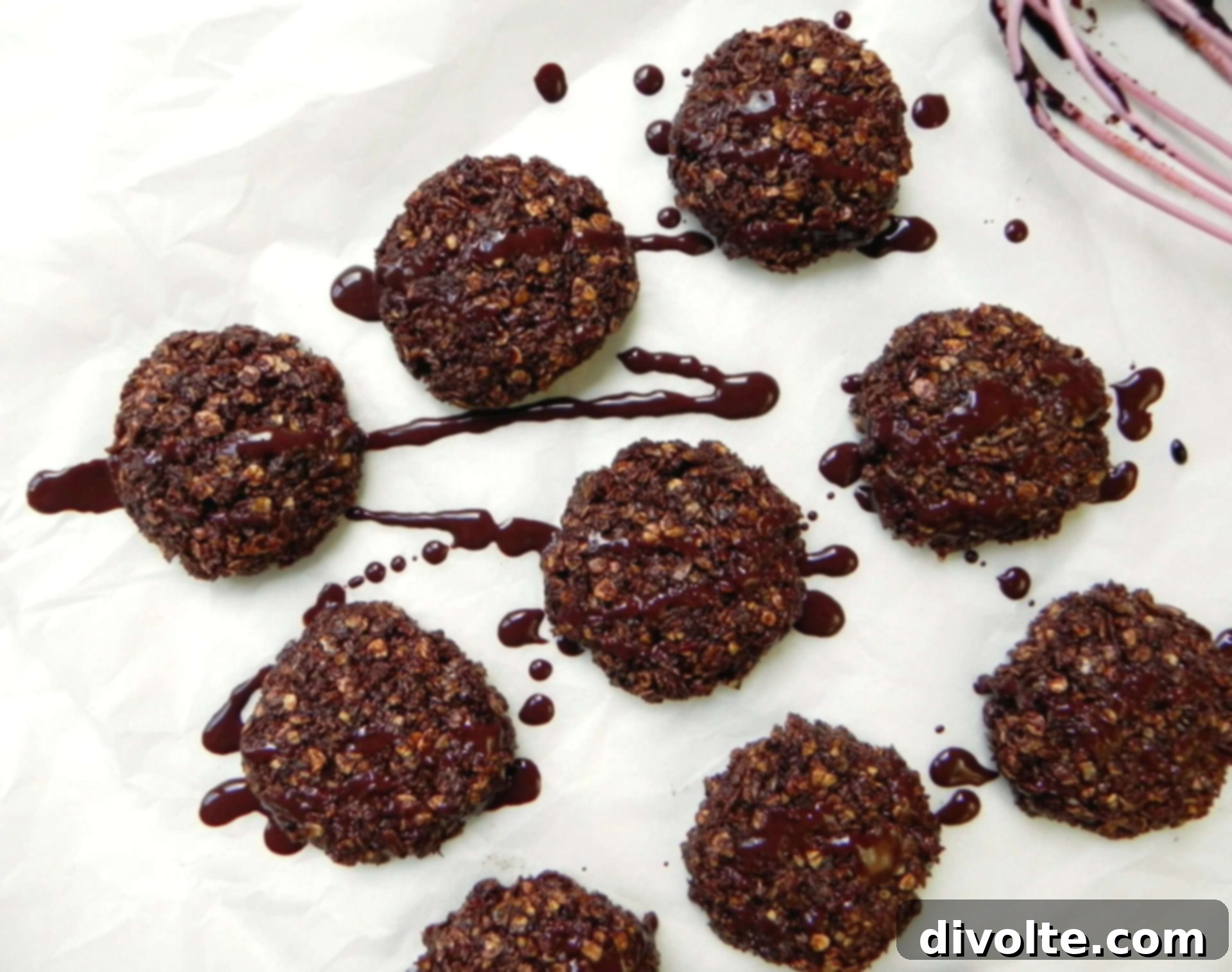 oatmeal-chocolate-coconut-macaroons-recipe