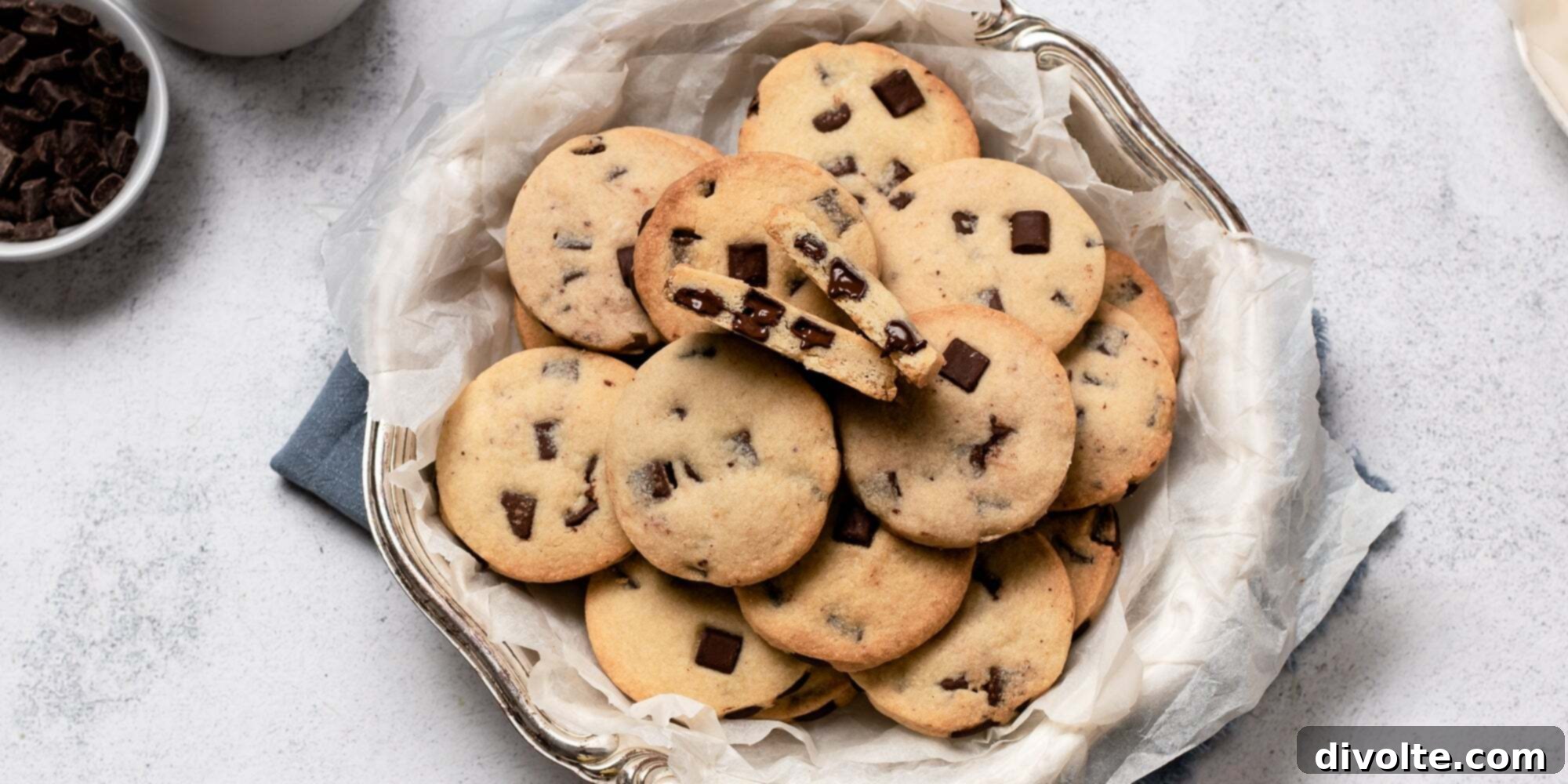Irresistible Buttery Chocolate Chip Shortbread 2 shortbread-chocolate-chip-cookies-recipe