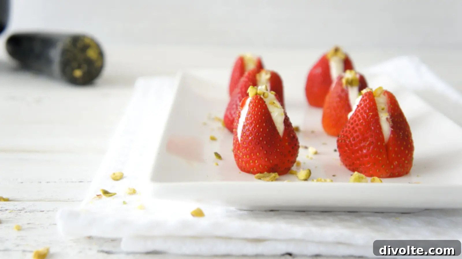 Delightful Stuffed Strawberries with Cream Cheese