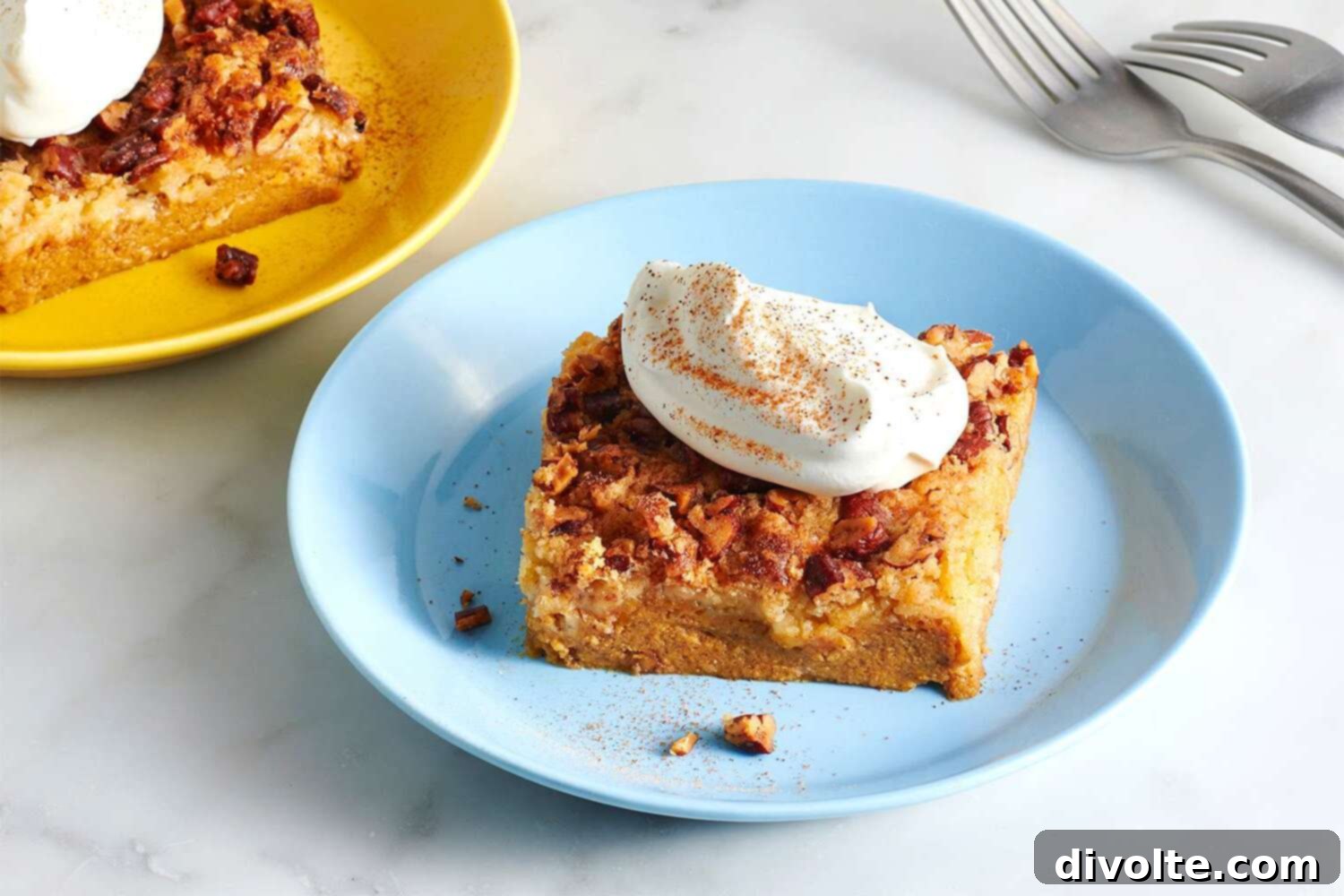 delicious pumpkin crunch cake recipe for fall