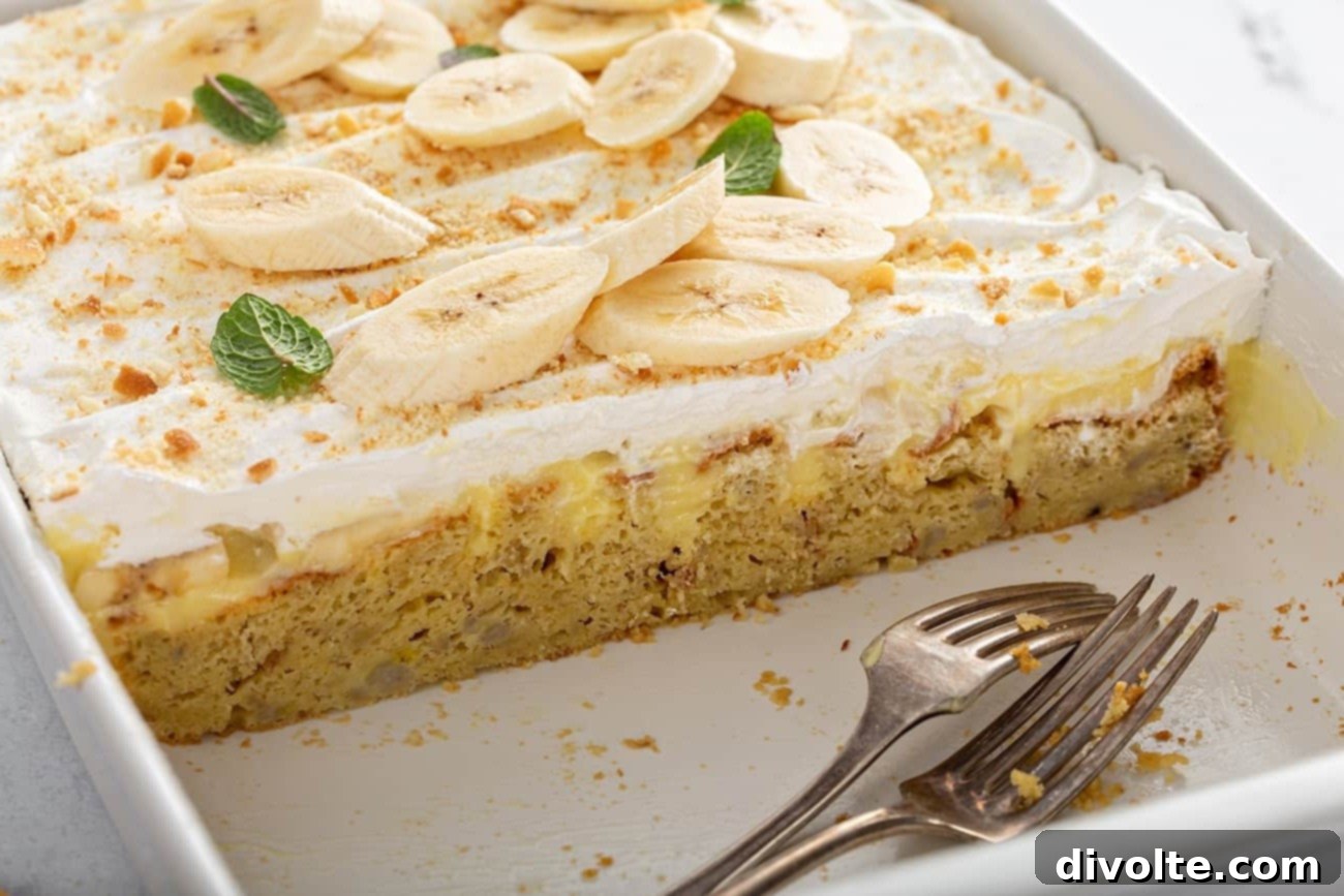 banana-pudding-poke-cake-recipe