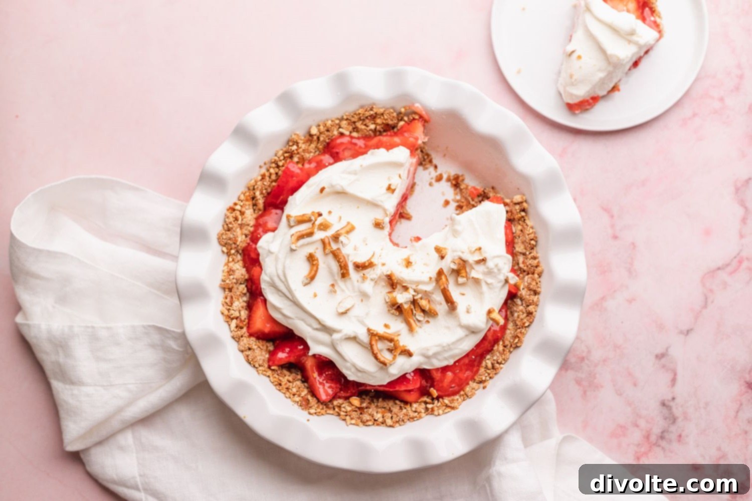 Sweet and Salty Strawberry Pretzel Pie 3 strawberry-pretzel-pie-recipe
