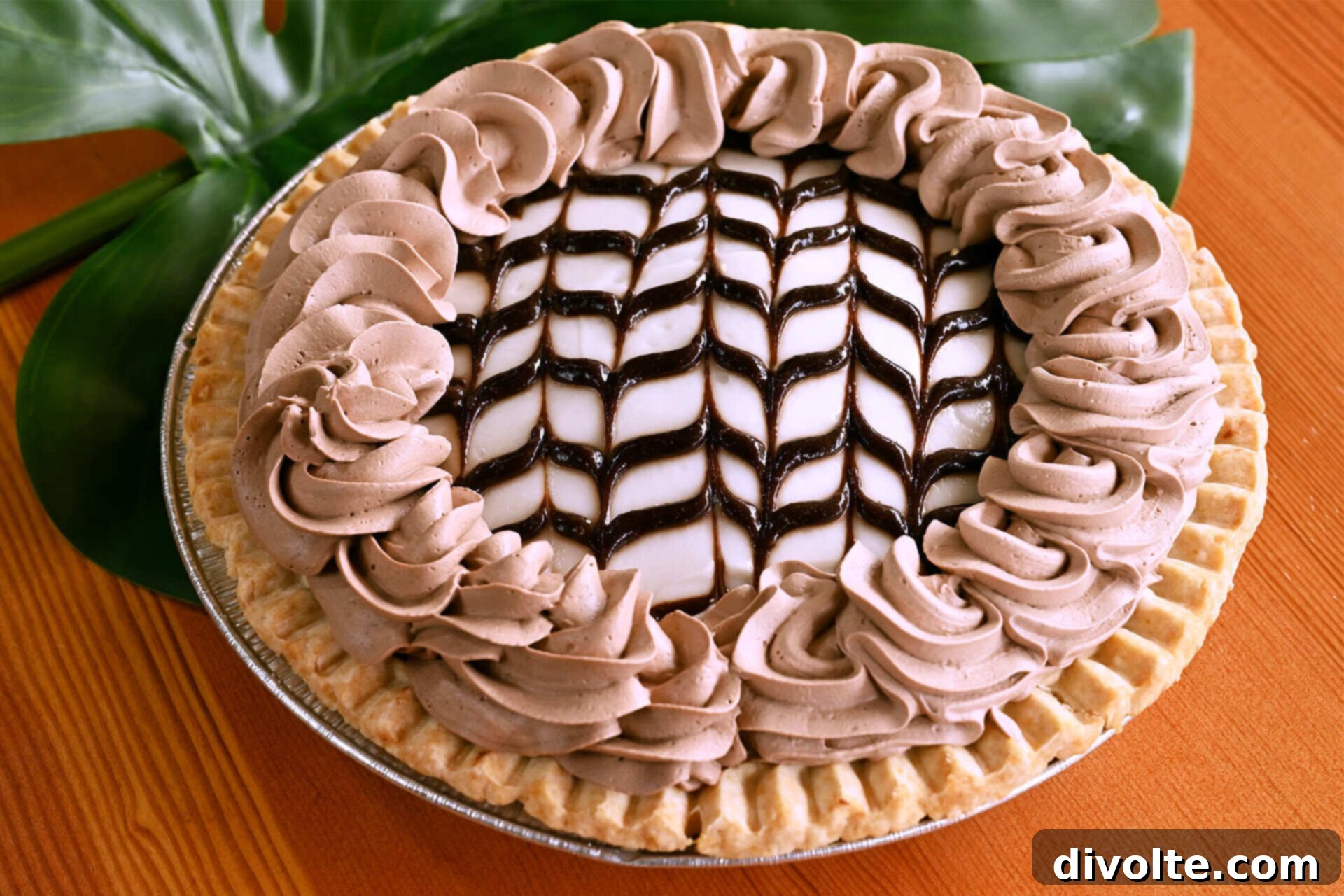 Hawaiian Coconut Haupia Chocolate Pie 2 coconut-haupia-and-chocolate-pie-recipe