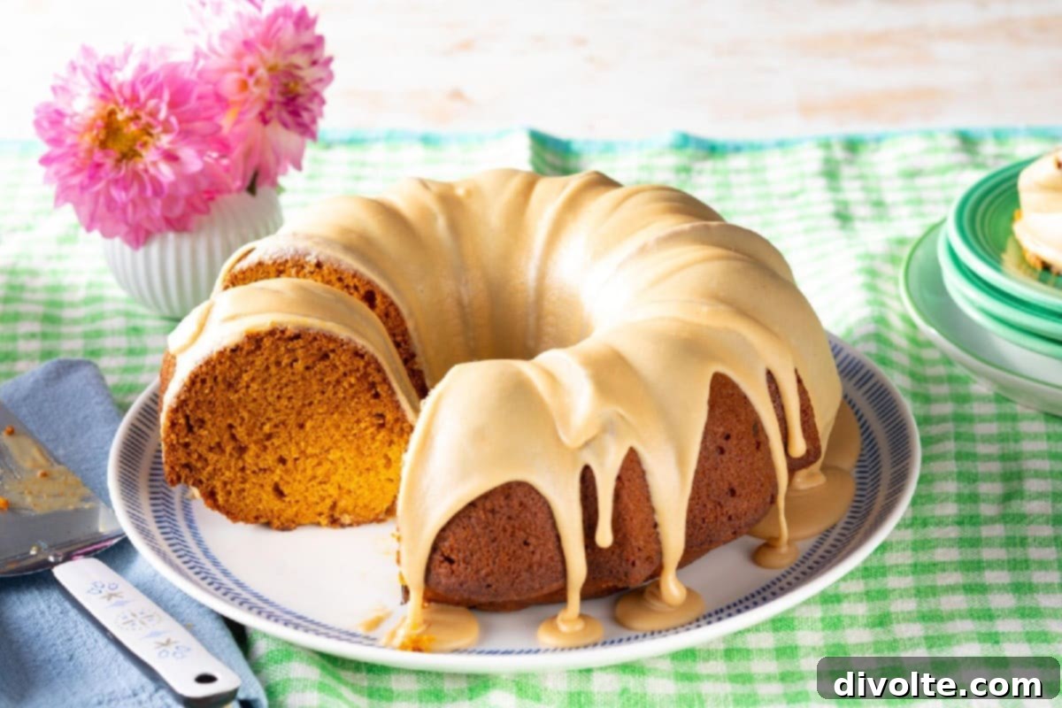 Ultimate Pumpkin Spice Cake 2 pumpkin-spice-cake-recipe
