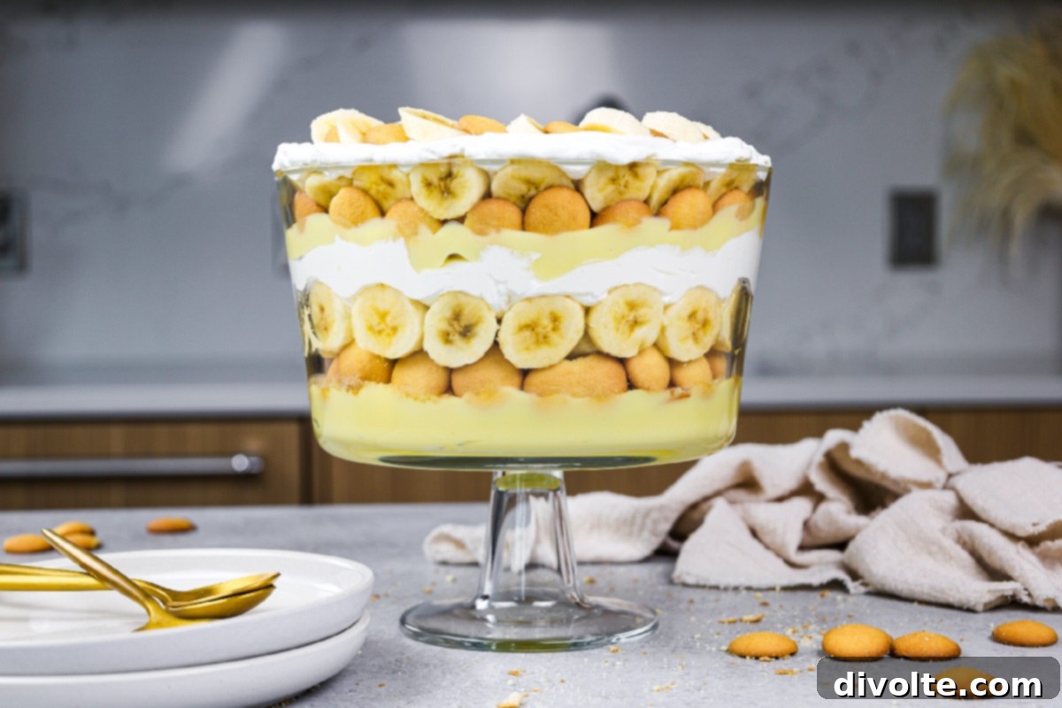 banana-pudding-trifle-recipe-classic-dessert