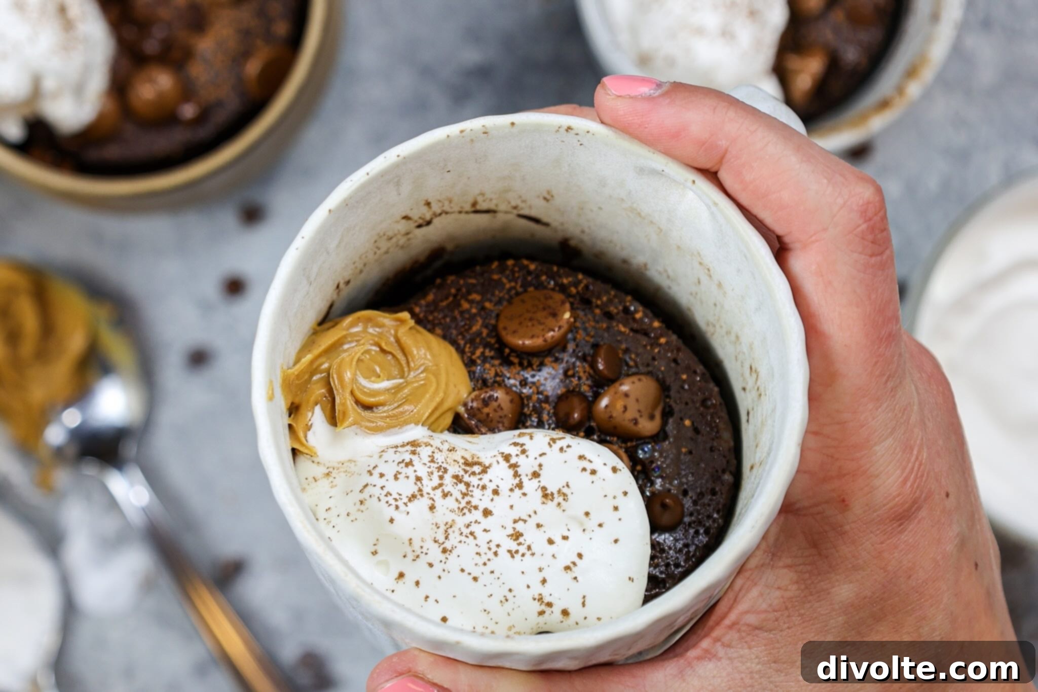 Peanut Butter Mug Cake: A quick and easy single-serving dessert recipe for satisfying sweet cravings.