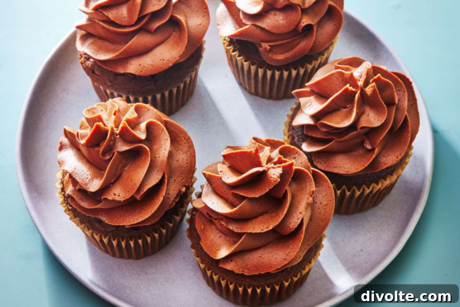 Rich chocolate buttercream frosting for desserts