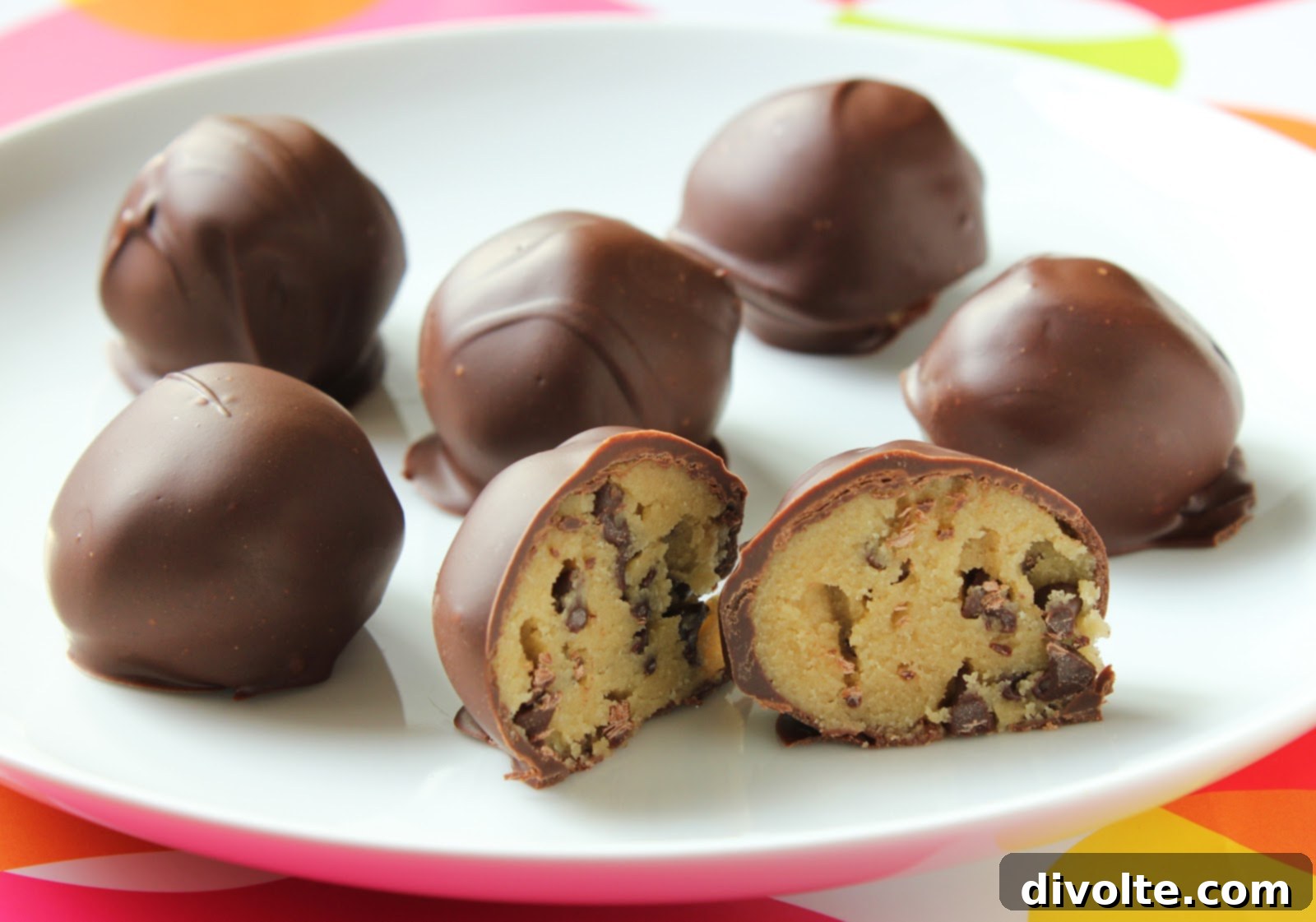 chocolate-chip-cookie-dough-truffle-recipe