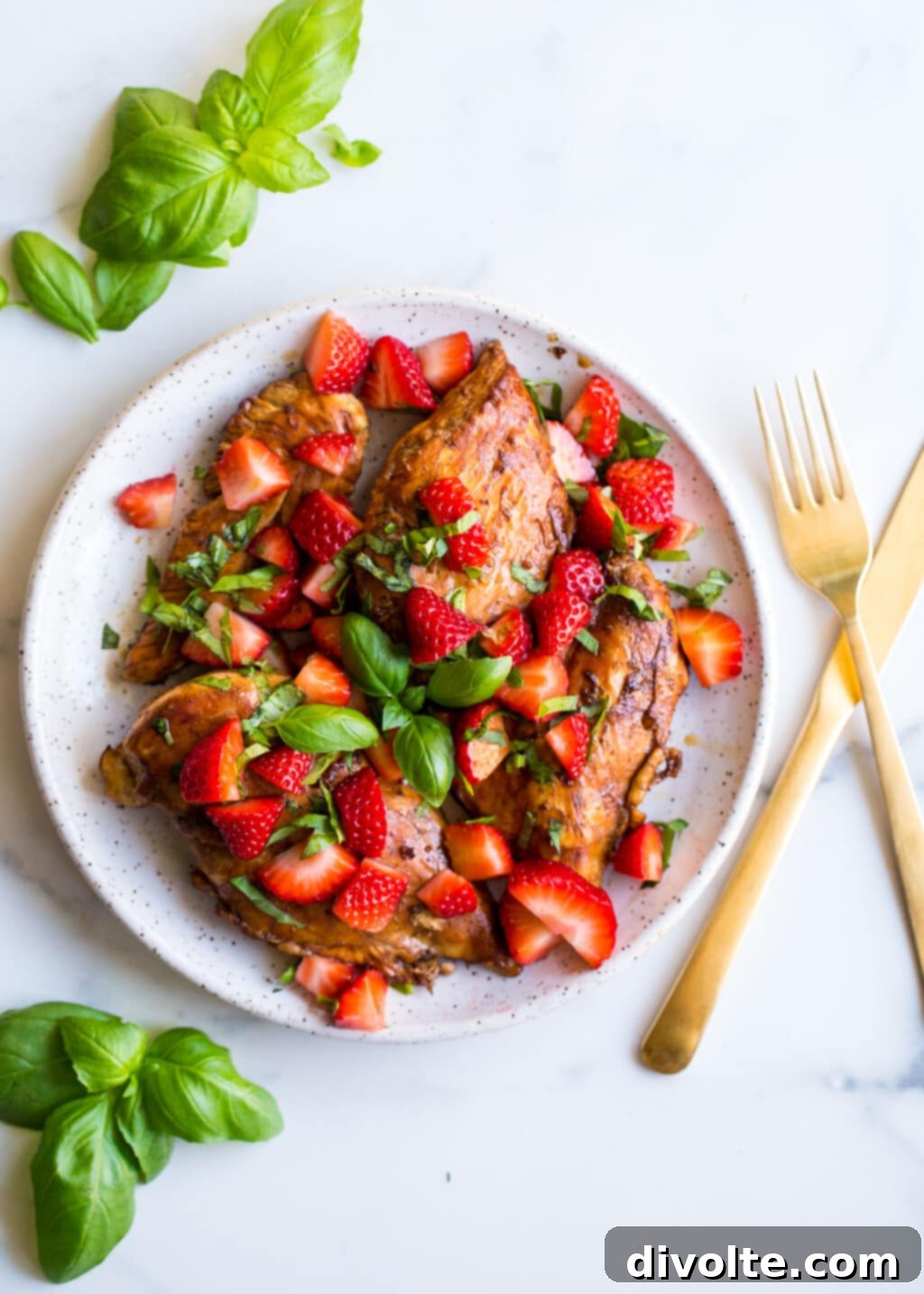 Strawberry Compote Grilled Chicken 2 grilled-chicken-with-strawberry-compote-recipe