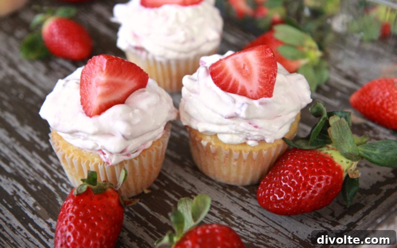 strawberry-shortcake-cupcake-recipe