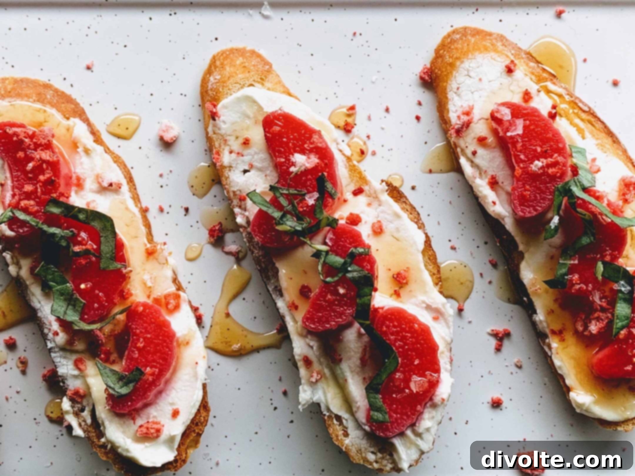 Vibrant Strawberry Rhubarb Crostini 2 strawberry-rhubarb-crostini-recipe