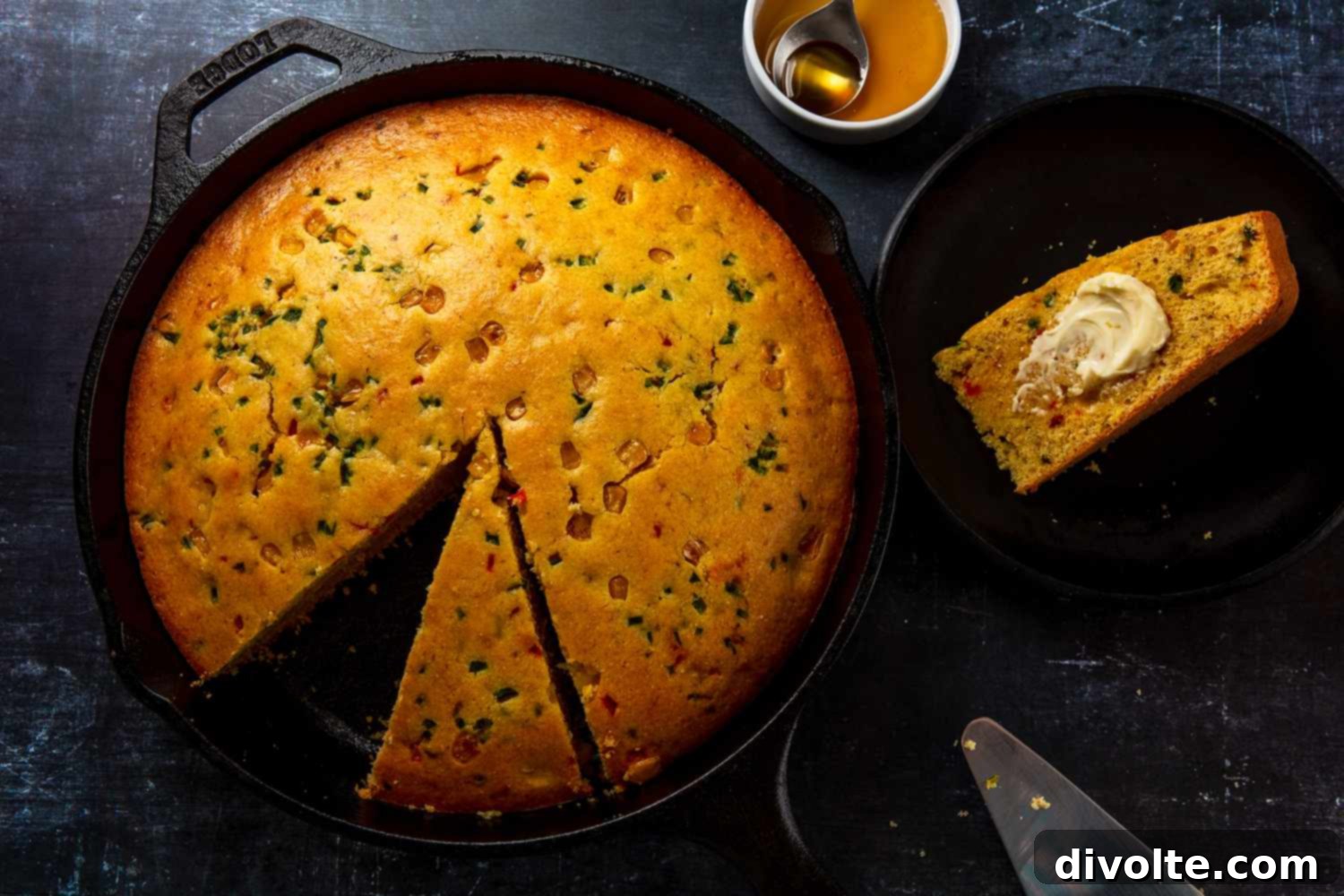 Sweet Heat Jalapeño Cornbread 2 sweet-jalapeno-cornbread-recipe